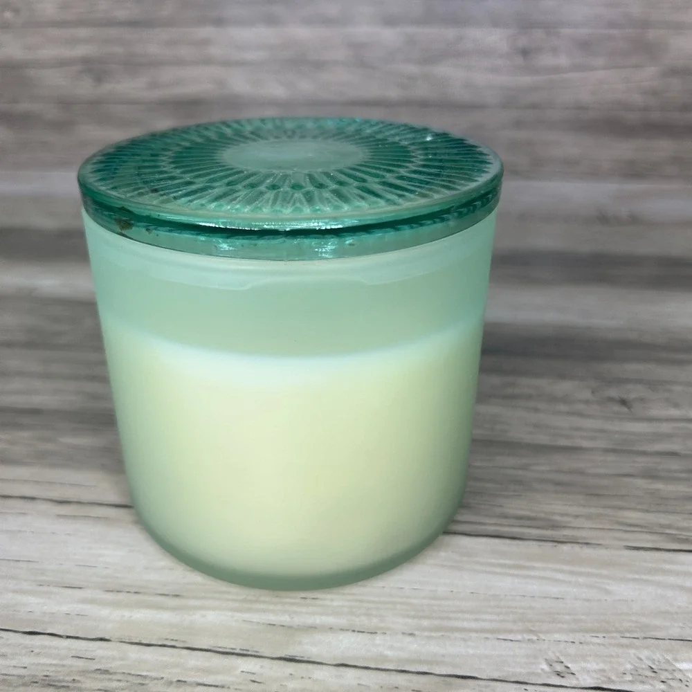 Bath And Body Works White Barn Vanilla Bean Noel Candle 3-wick